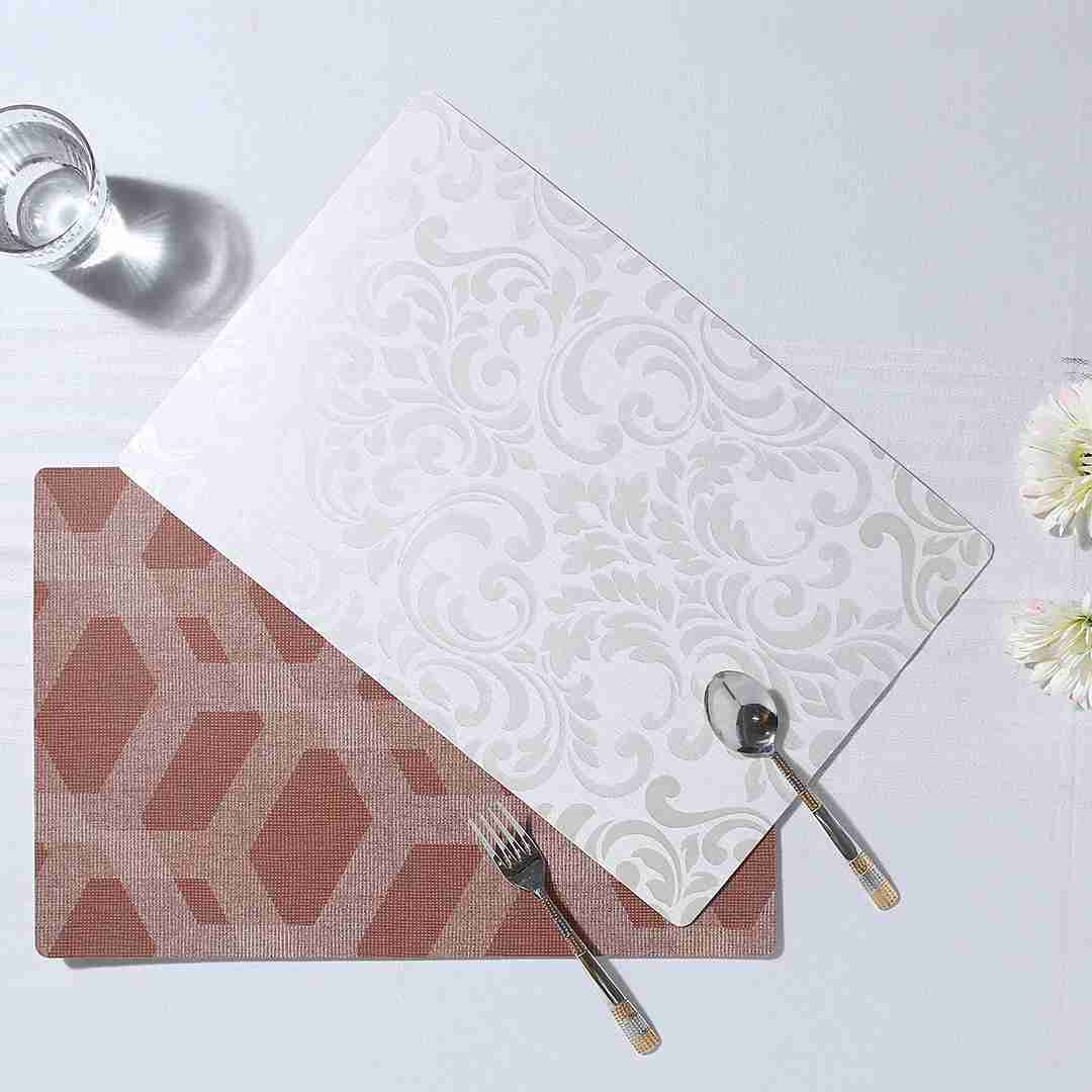 Valentina Reversible Damask &amp; Geometric Placemat Set of 6