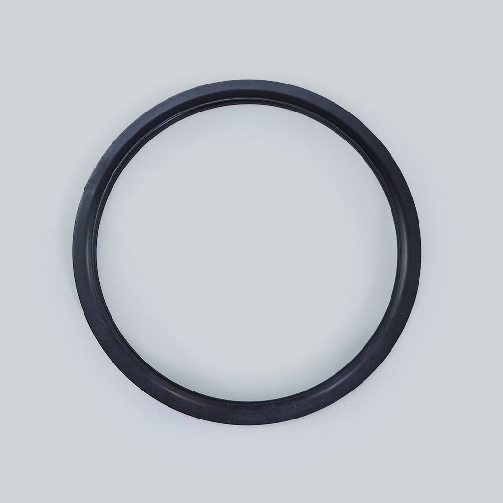 Amazon.com: Prestige Senior Sealing Ring Gasket for Deluxe Plus Stainless  Steel 6.5/8/10-Liter Pressure Cookers & Deep Pressure Pans : Home & Kitchen