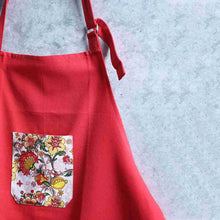 Load image into Gallery viewer, Como Apron with floral print - Red