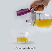 Load image into Gallery viewer, Oil Pourer Glass Bottle
