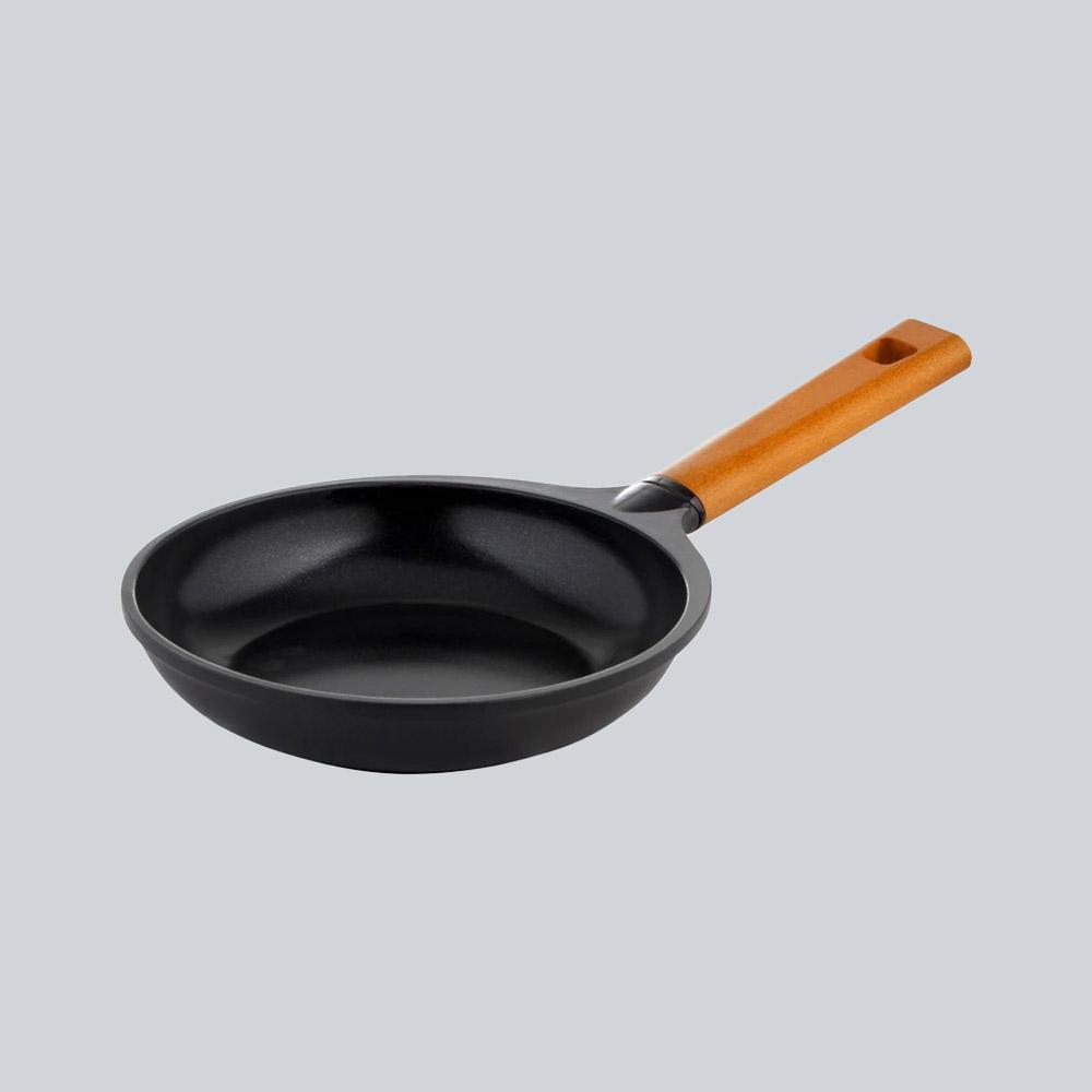 Caesar Non-Stick Fry Pan 26cm | Ideal for Saute / Frying | German Beechwood Handle | Gas & Induction Friendly | PFOA Free | 5 Year Warranty | Black
