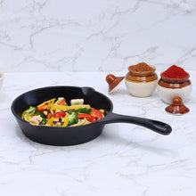 Load image into Gallery viewer, Forza Pre Seasoned 19 cm Cast Iron Fry Pan | With Lifetime Exchange Warranty | Black